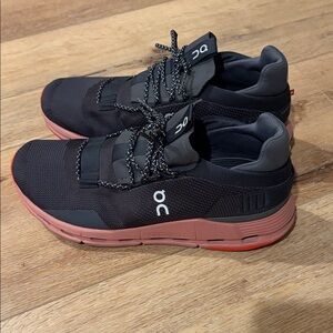 On Running Men's Black and Pink Sneakers
